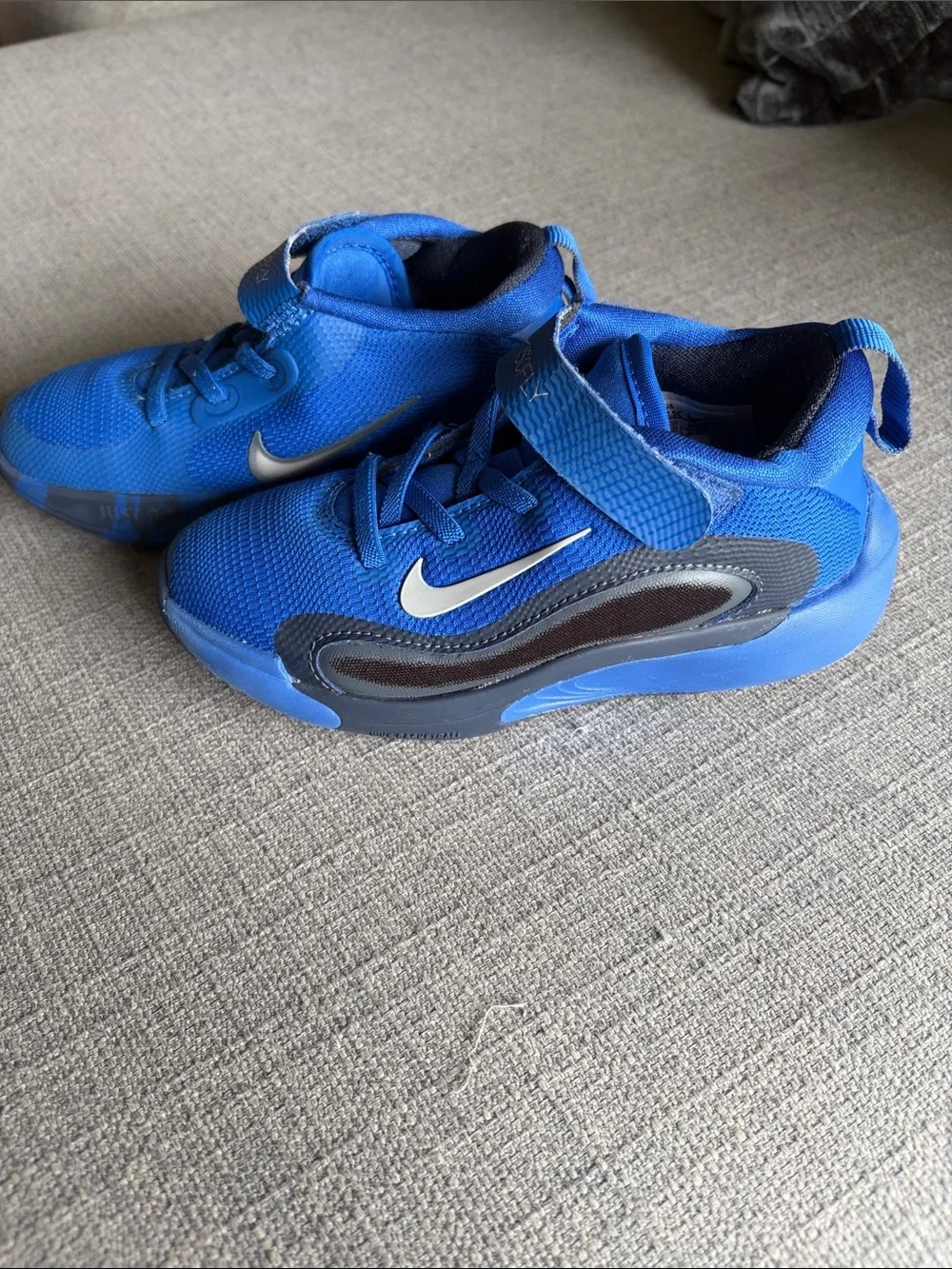 Nike Isofly Boys' Royal Blue Mesh Sneakers with Nike Swoosh